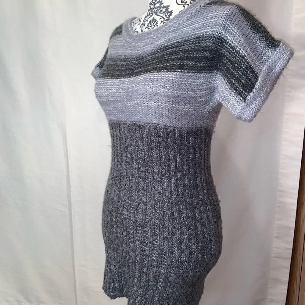 Say what ? Gray Shortsleeve  sweater dress size extra small.